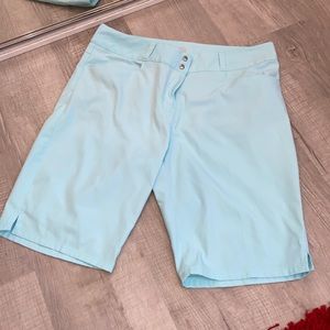 Adidas Soft Aqua Bermuda Shorts - work or play! Sz 8 Mint condition😊